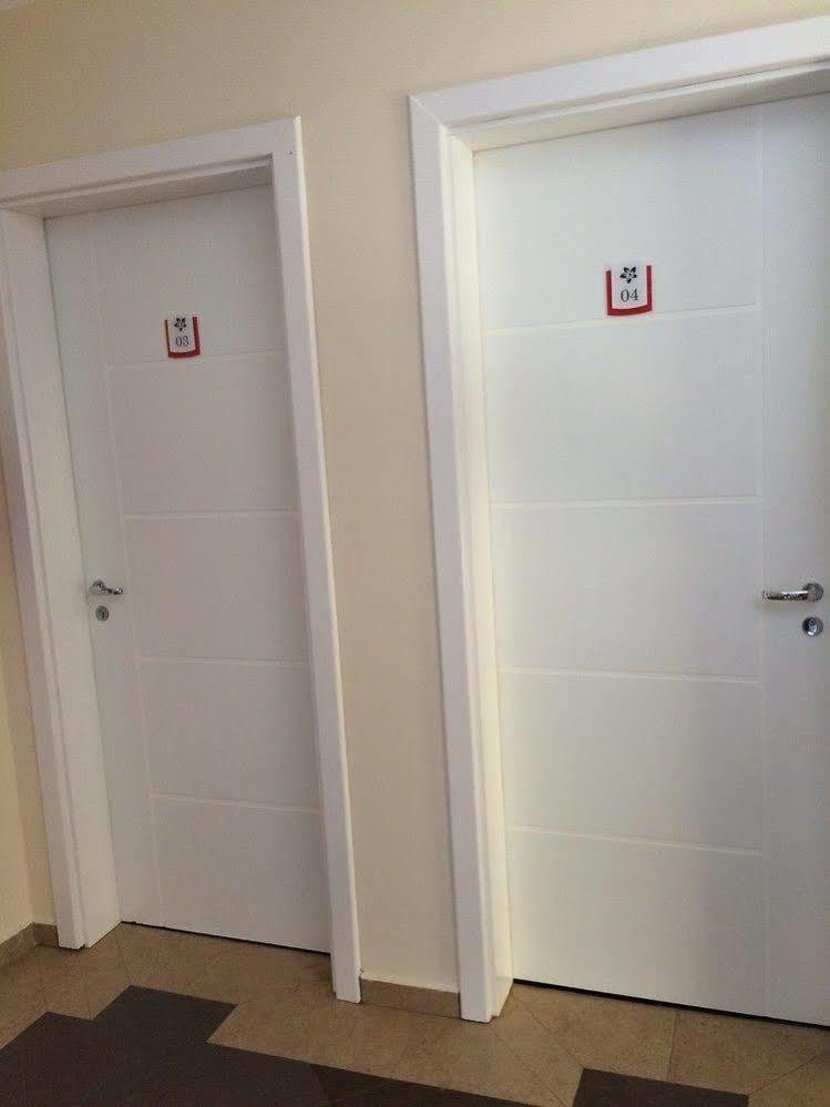 Flor Que Ri - Flats Mobiliados Na Melhor Localizacao Olímpia Esterno foto